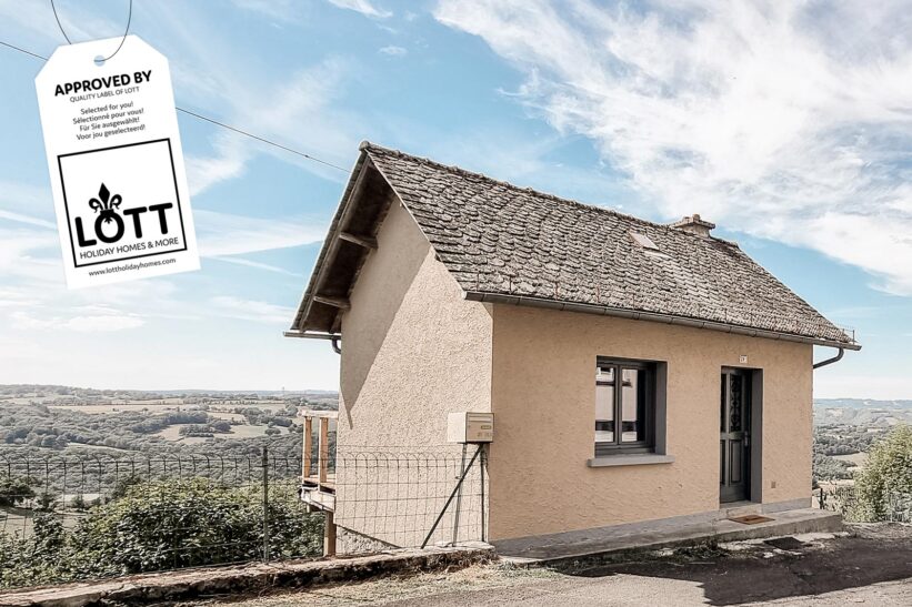 Vakantiehuis LOTT Mur-de-Barrez Frankrijk (Aveyron, Occitanië). Romantisch vakantiehuis met fantastisch uitzicht in Frankrijk.