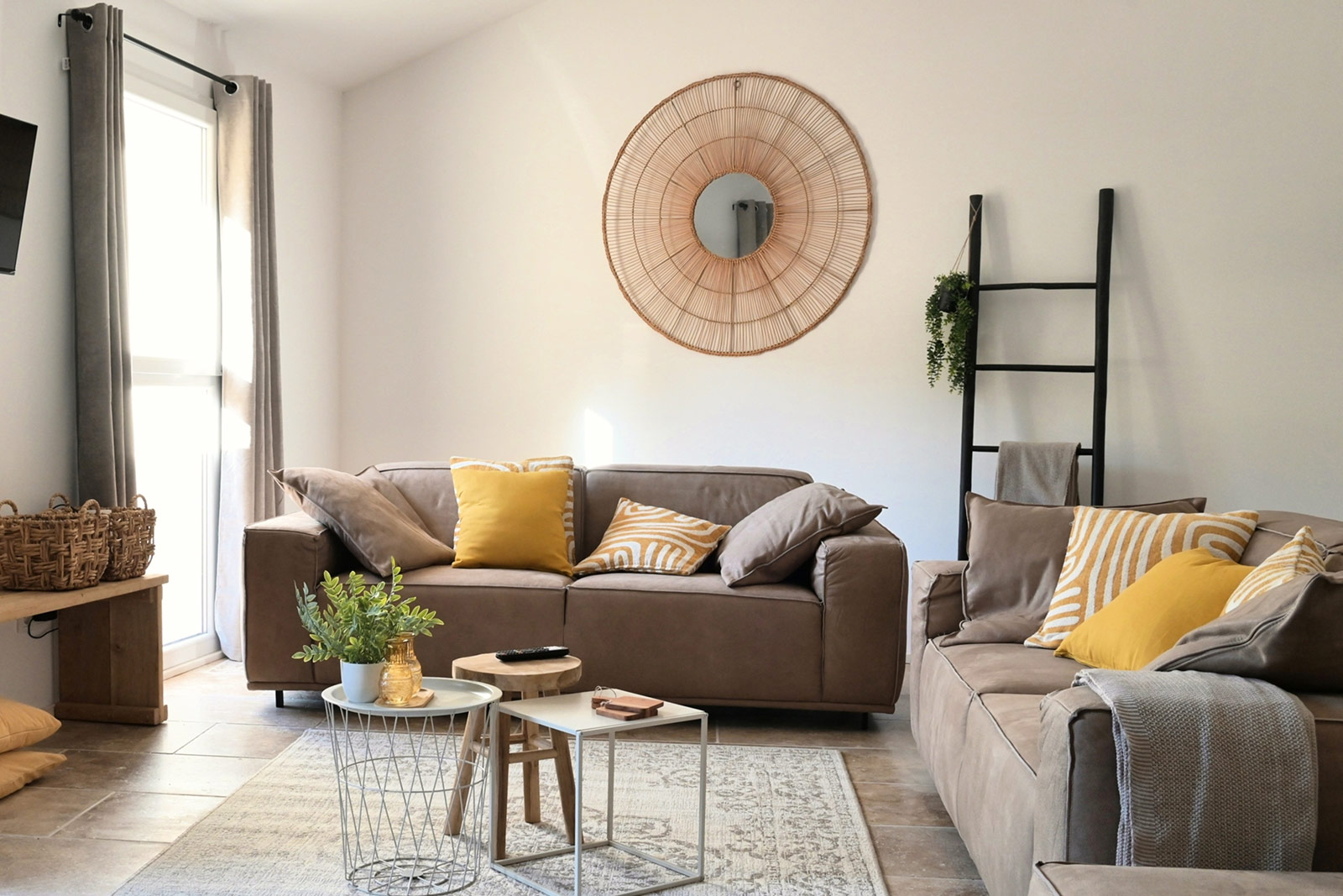 Wohnzimmer Ferienhaus LOTT Graissessac La Maison genießen Sie Luxus in einem charmanten Ferienhaus, zu Hause in Frankreich!