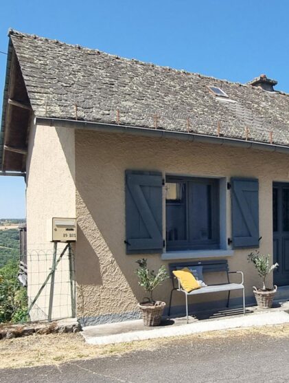 Vakantiehuis LOTT Mur-de-Barrez Frankrijk (Aveyron, Occitanië). Romantisch vakantiehuis met panoramische uitzicht in Frankrijk.